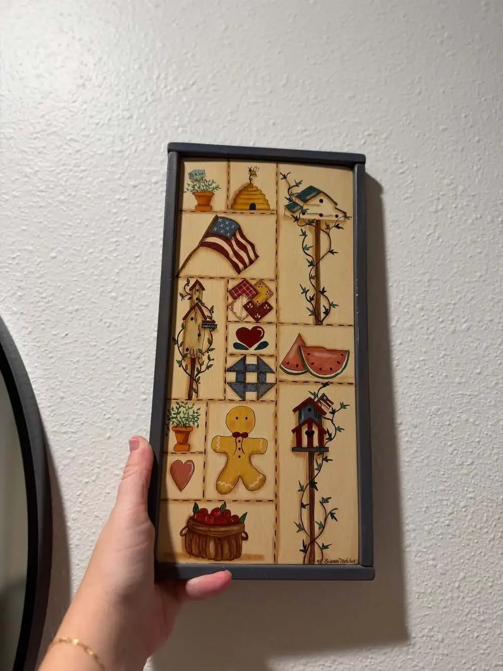 Susan Mitchell Signed Hand Painted Primitive Folk Art Wooden Wall Plaque